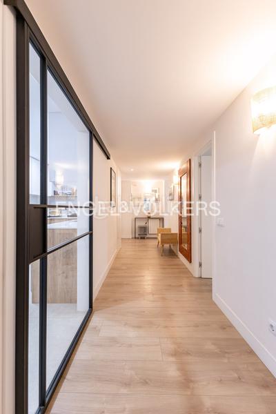 Foto b5f48a3c-b040-4ceb-aa59-bd066e32f122. Apartment with heating parking pool in Monte el Pilar Majadahonda