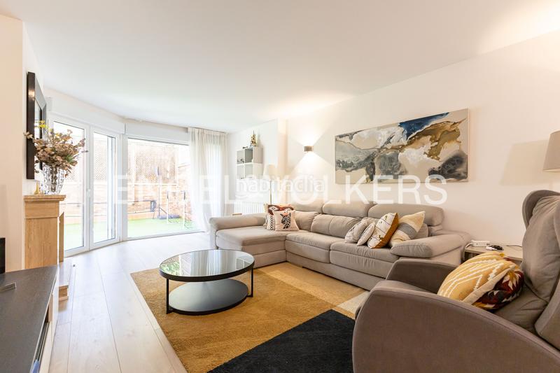 Foto c69ca746-8de1-41f9-9194-c096f551769c. Apartment with heating parking pool in Monte el Pilar Majadahonda