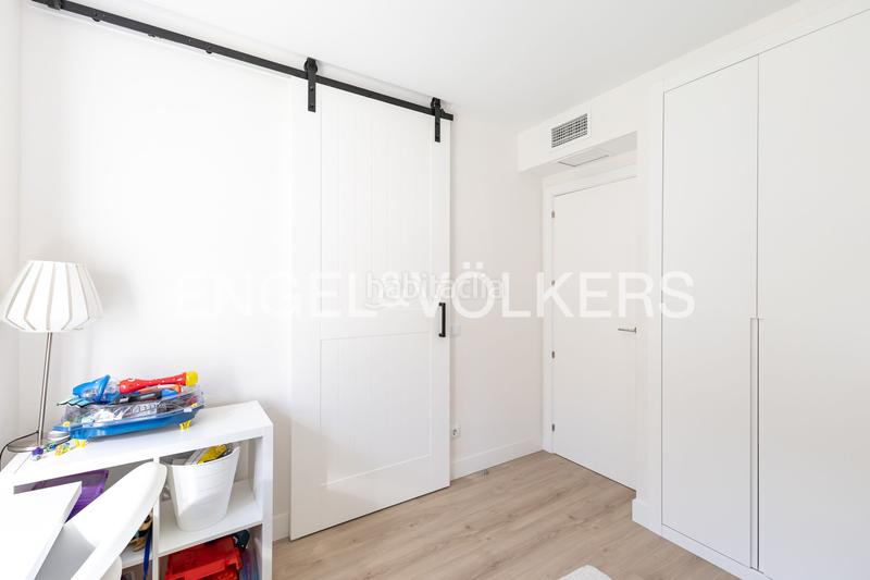 Foto d00428cd-0e75-417d-ada6-c9c6ad5332e9. Apartment with heating parking pool in Monte el Pilar Majadahonda