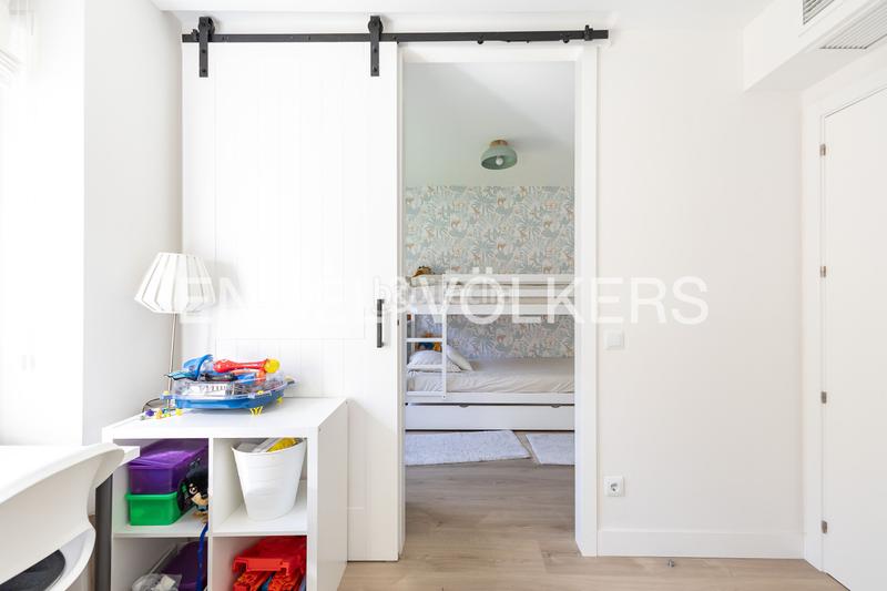 Foto fea83e71-fec6-43d3-b249-67afe19f895b. Apartment with heating parking pool in Monte el Pilar Majadahonda