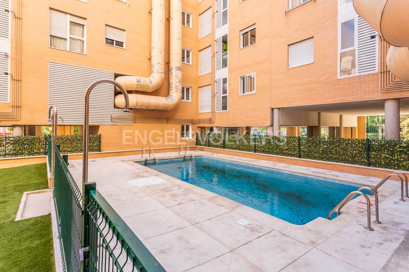 Foto 4c68f84b-81a8-4140-8627-26a1cd8e9071. Studio avec chauffage parking piscine dans Butarque Madrid