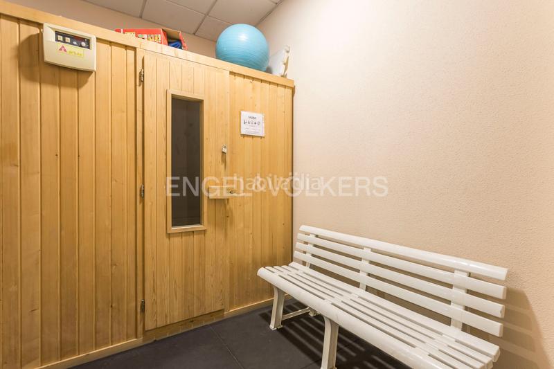 Foto 8446db77-bc37-46eb-b6fe-193ec62c5234. Studio avec chauffage parking piscine dans Butarque Madrid