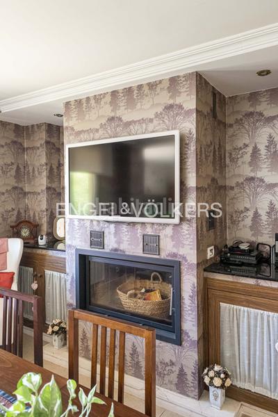 Foto 199e4d51-6f6c-4f50-b2c2-5c0c1851cf87. Casa adossada amb calefacció aparcament piscina a Paracuellos de Jarama