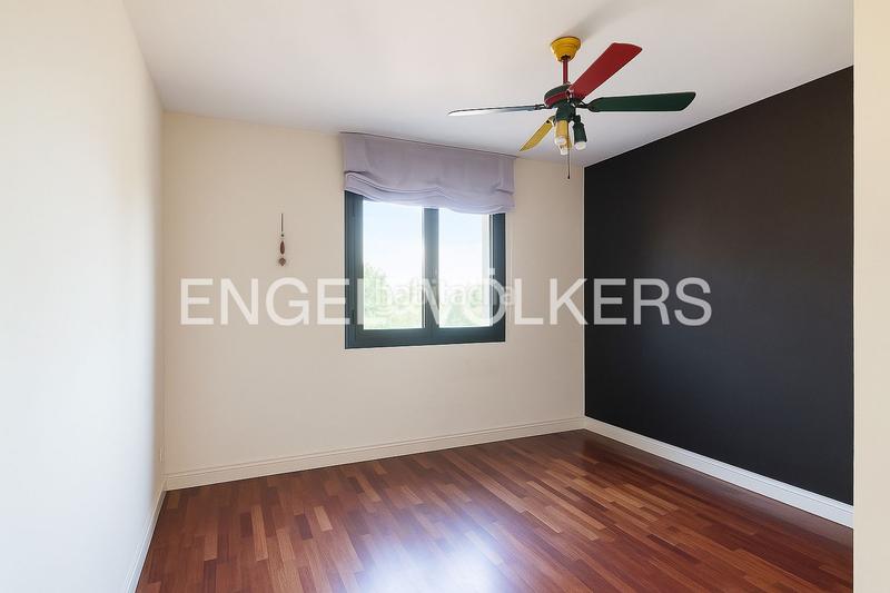 Foto 456dbb10-9784-47ad-a961-665de6d1aff6. Casa adossada amb calefacció aparcament piscina a Paracuellos de Jarama