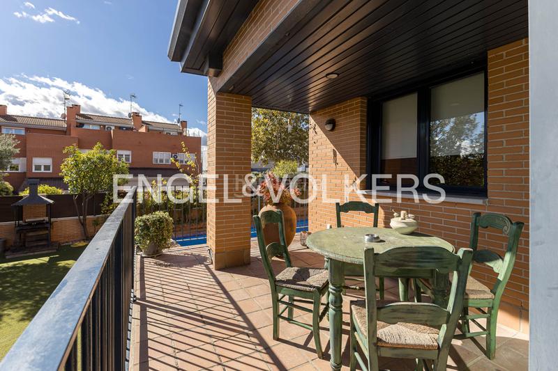 Foto d0140668-d581-4f33-82f1-857595e368cc. Casa adossada amb calefacció aparcament piscina a Paracuellos de Jarama