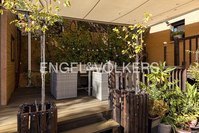 Foto d176fe82-c4ab-4ec6-8c7d-6b768102a4d8. Casa adossada amb calefacció aparcament piscina a Paracuellos de Jarama