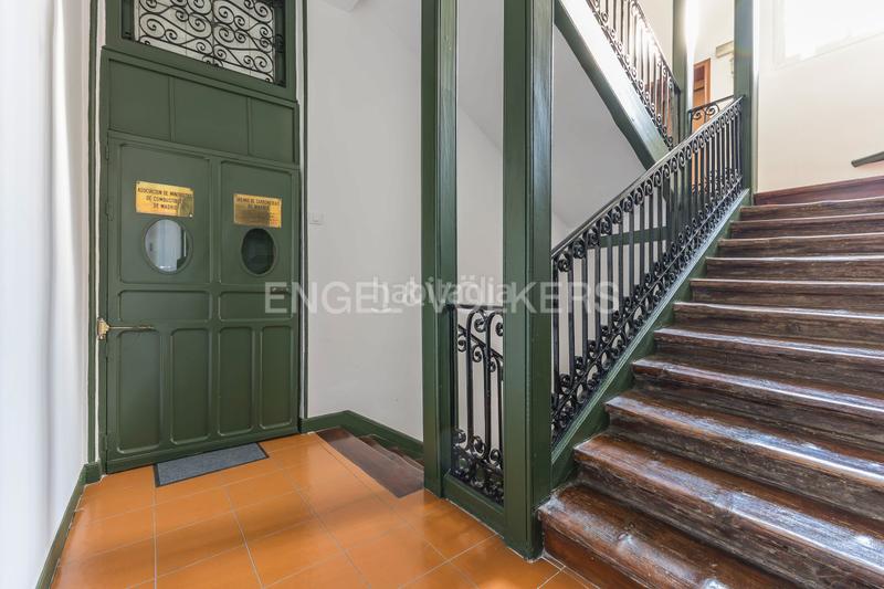 Foto 327d214e-0001-48ad-8943-d01f243f44b6. Appartement avec chauffage dans Sol Madrid