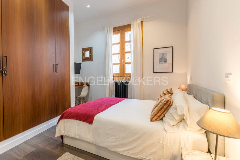 Foto 345c2f6c-0236-4b70-a9cd-5a91b2ad6e54. Appartement avec chauffage dans Sol Madrid