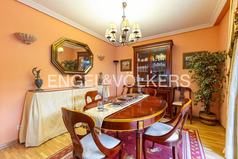 Foto 2990e233-6382-44e7-bb28-30fdbec0869f. Casa a schiera con riscaldamento parcheggio piscina in Madrid