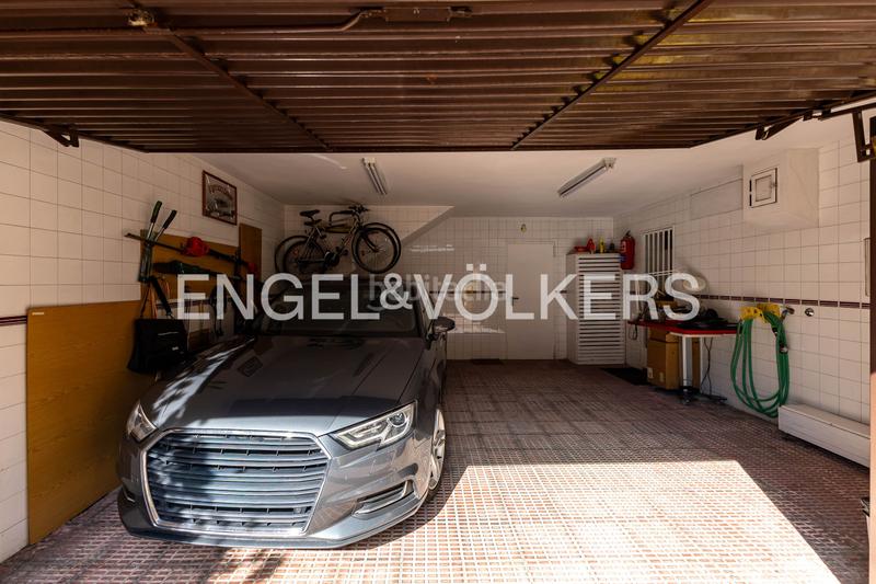 Foto 46e3179b-2852-4ea1-9410-9e2fdd395030. Casa a schiera con riscaldamento parcheggio piscina in Madrid