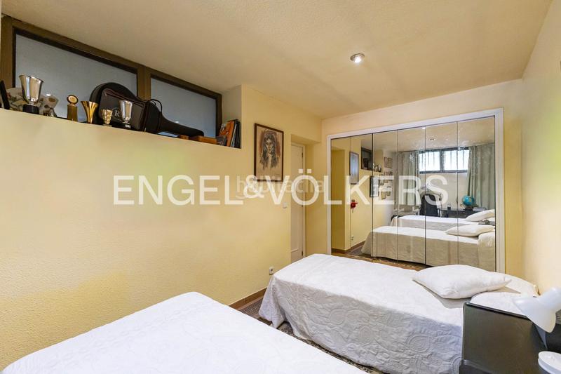 Foto abfa66ed-d676-4865-9074-a35cb06ccfac. Casa a schiera con riscaldamento parcheggio piscina in Madrid