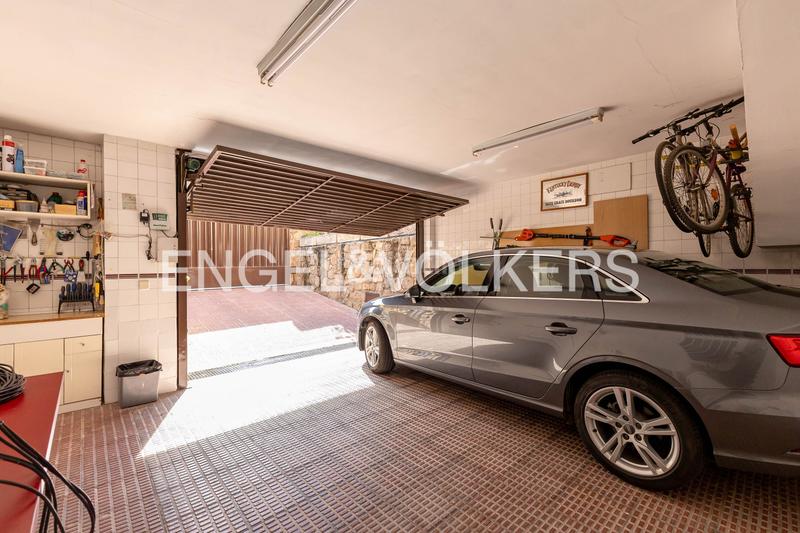 Foto aff7f108-ef4d-42bd-9a4e-320749b25f96. Casa a schiera con riscaldamento parcheggio piscina in Madrid