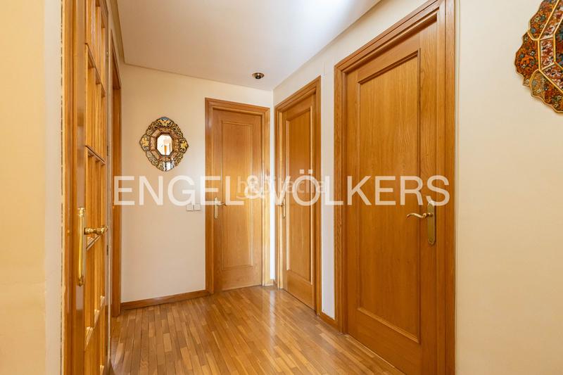 Foto ca2825ec-26e8-4563-9257-31787d0e59ef. Casa a schiera con riscaldamento parcheggio piscina in Madrid