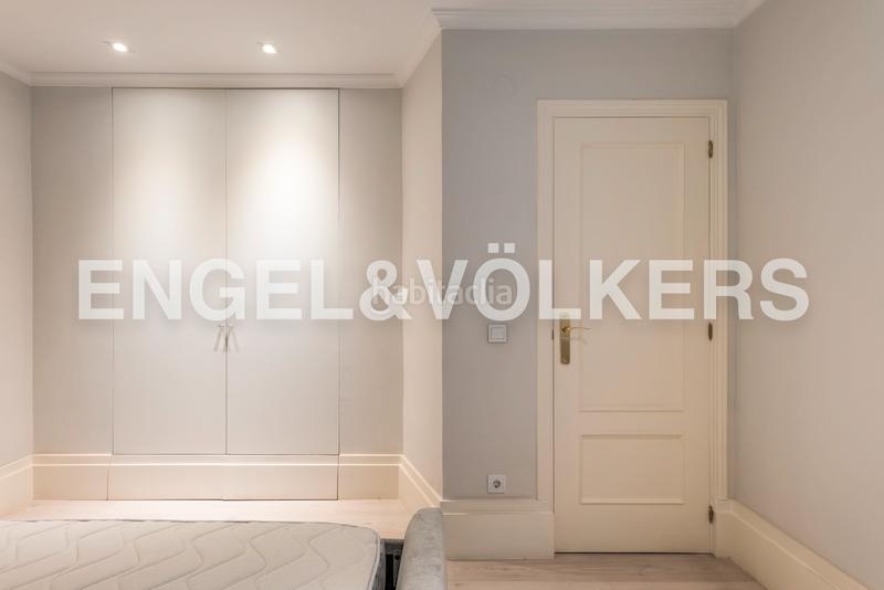 Foto d1337f46-5aaf-42e6-878f-fb7ef9621bfd. Lloguer apartament amb calefacció aparcament a Ríos Rosas-Nuevos Ministerios Madrid