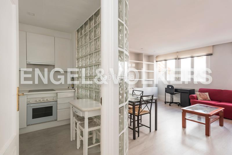 Foto 474713a2-30b6-4d36-944c-0ee8a2592226. Miete appartement mit heizung parking in Ríos Rosas-Nuevos Ministerios Madrid