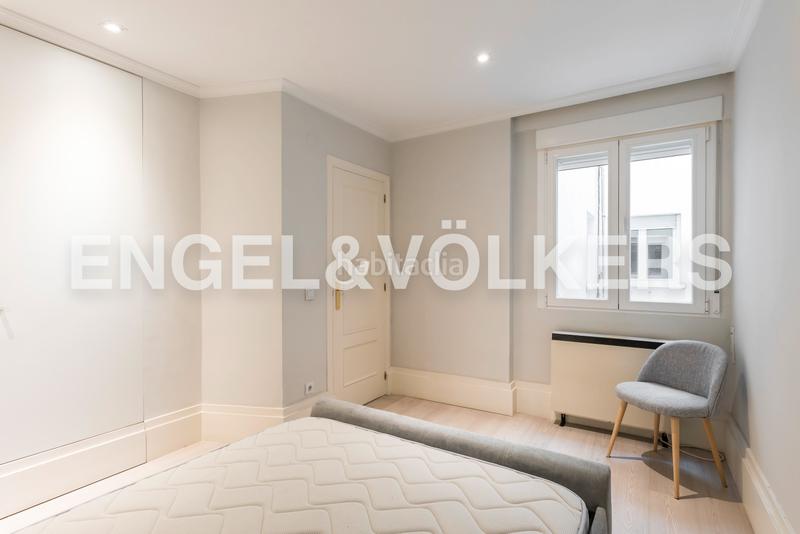 Foto 5ac290d6-a413-424c-a56d-ab6639254ba7. Miete appartement mit heizung parking in Ríos Rosas-Nuevos Ministerios Madrid