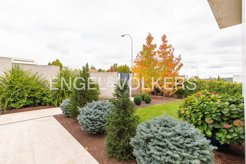 Foto 21dfebef-e2a6-4039-9d32-a1ff8406fb34. Casa amb calefacció piscina a Aravaca Madrid