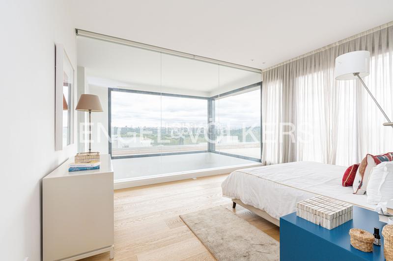 Foto 4a515c92-b002-4b7b-bbea-c722bcf63a9f. Casa amb calefacció piscina a Aravaca Madrid