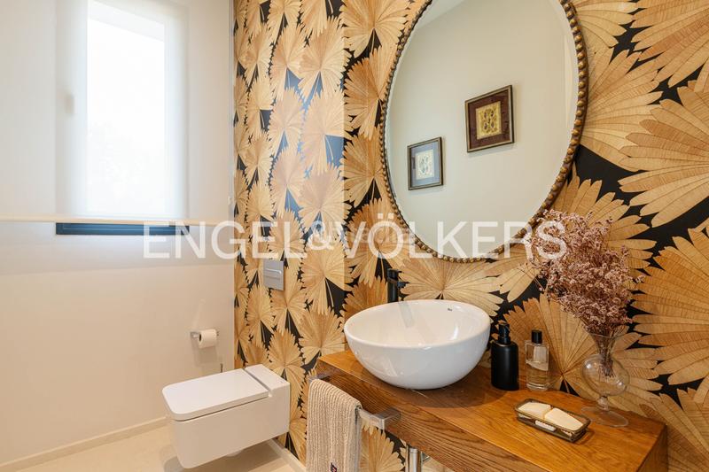 Foto 852fd565-770d-4fe2-8e27-68e7e7fa222a. Casa amb calefacció piscina a Aravaca Madrid