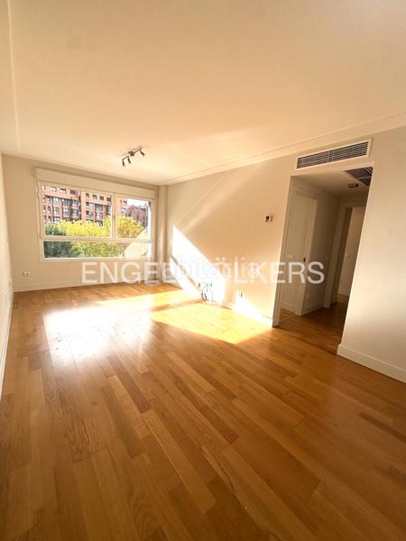 Foto 063043f4-a9aa-4e88-adbf-0f0c7be5d4cb. Appartement mit heizung parking pool in Legazpi Madrid