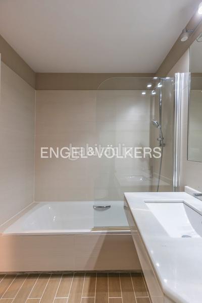 Foto 656b022a-a571-4b7a-aeb1-9c4b68342d86. Appartement mit heizung parking pool in Legazpi Madrid