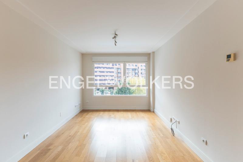 Foto 7ada7bec-fa7b-4d49-85b1-3601dbaf2e6a. Appartement mit heizung parking pool in Legazpi Madrid