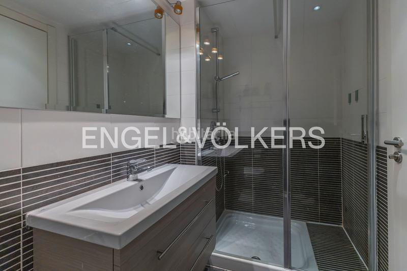 Foto 9f049a5d-6b2e-407d-8081-c04314dc6664. Appartement mit heizung parking pool in Legazpi Madrid