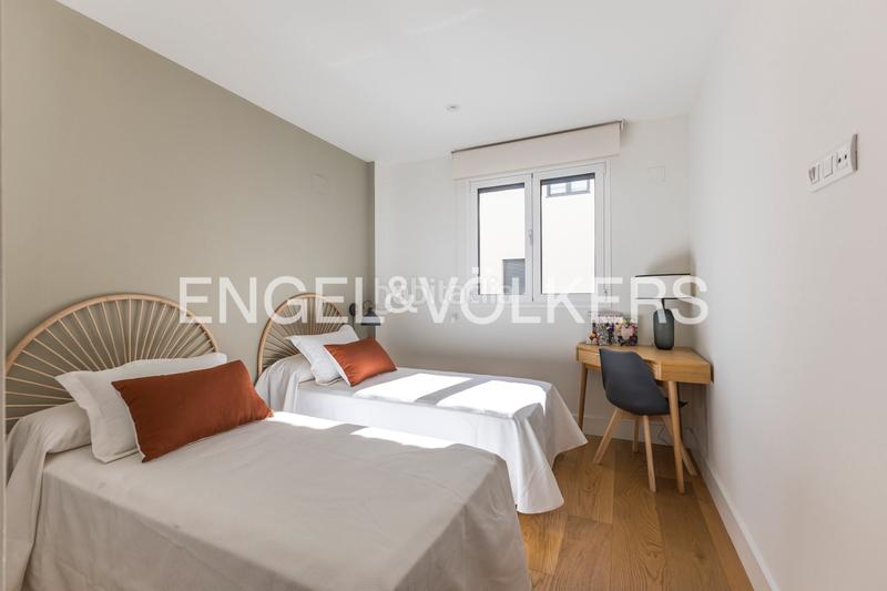 Foto 2bbde585-2671-4891-9f9b-ec297a78508f. Location attique avec chauffage parking piscine dans Madrid