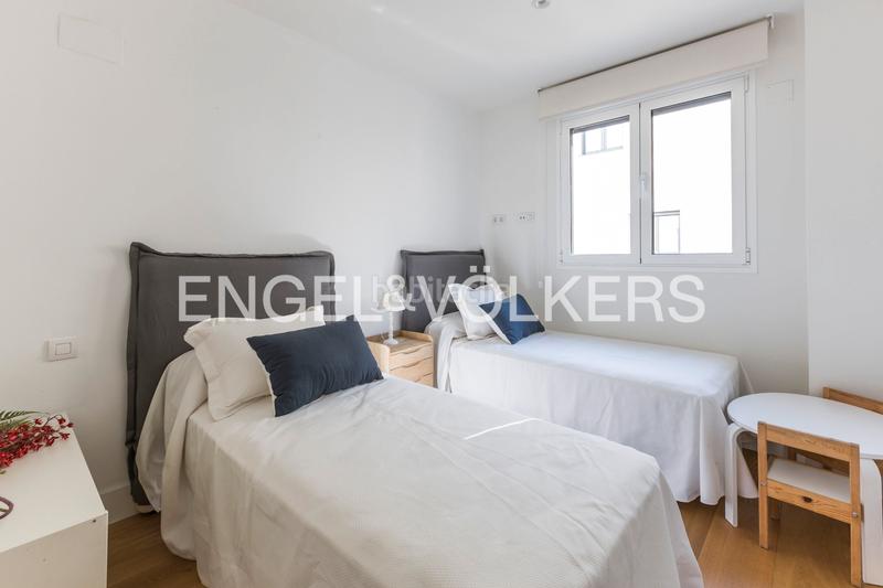 Foto c61954ac-05e3-4727-b534-7791ae296694. Location attique avec chauffage parking piscine dans Madrid