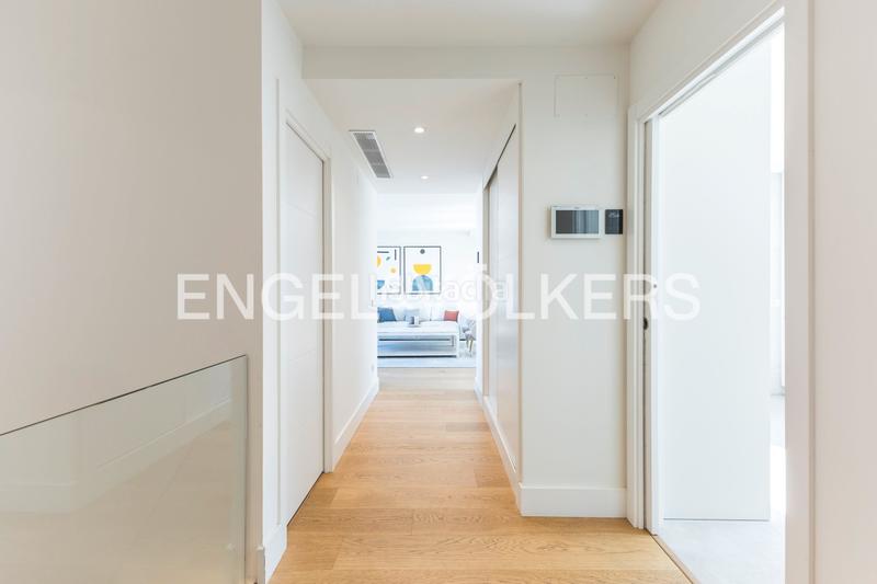 Foto fd075ac1-aece-4c07-9f6e-ca516e6eee04. Location attique avec chauffage parking piscine dans Madrid