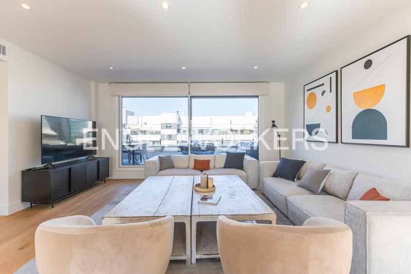 Foto b8adac0d-f7d1-4842-b468-2bea047acbd6. Miete dachwohnung mit heizung parking pool in Ríos Rosas-Nuevos Ministerios Madrid