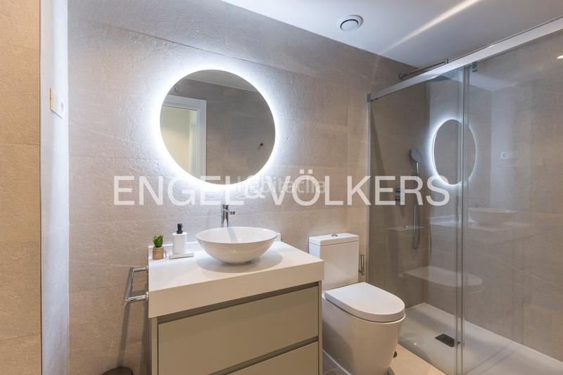 Foto fa7bf7ff-a056-4794-9f42-bd766c06a951. Miete dachwohnung mit heizung parking pool in Ríos Rosas-Nuevos Ministerios Madrid