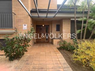 Location Maison à Colonia. Exquisita casa de lujo con jardín y piscina en la colonia torrel