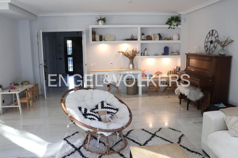 Foto db9eb6a3-80b9-4803-8007-7a9e52e00008. Location maison avec chauffage parking piscine dans Torrelodones