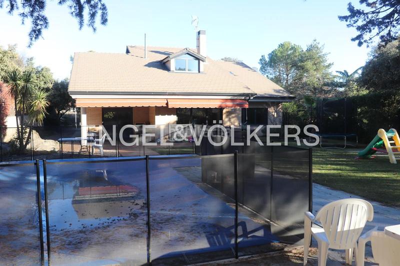 Foto bf761946-d480-4f83-9290-1b2583adcde6. Miete haus mit heizung parking pool in Colonia Torrelodones