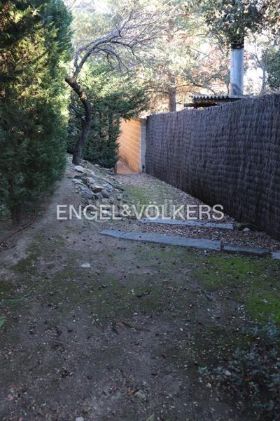 Foto d429bf31-9df5-48dc-bd34-19e5982f9824. Miete haus mit heizung parking pool in Colonia Torrelodones