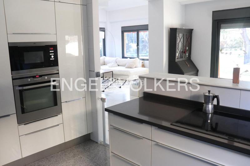 Foto 18583853-0ea2-42d1-8016-38effa8b2e05. Rent house with heating parking pool in Colonia Torrelodones