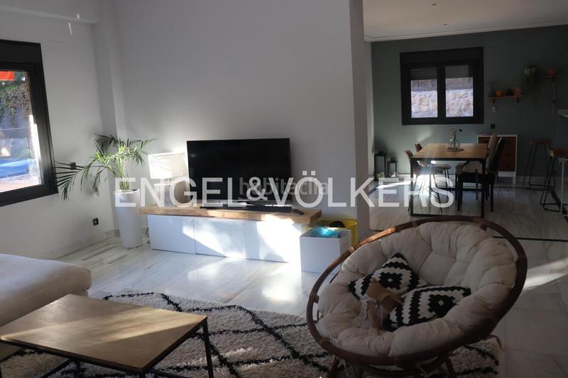 Foto 200a6dd7-6751-438a-ac35-6099d3660210. Rent house with heating parking pool in Colonia Torrelodones