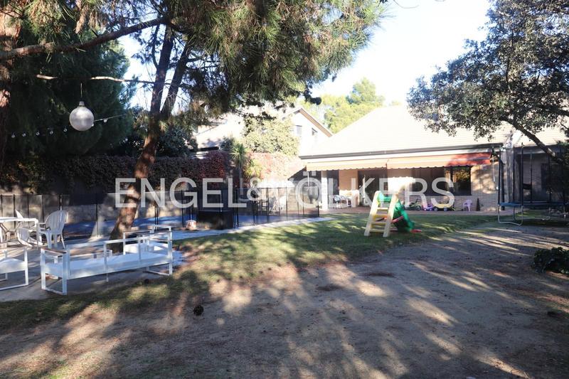 Foto 5752f20d-4b97-4863-a22a-ab6c4bb45031. Rent house with heating parking pool in Colonia Torrelodones