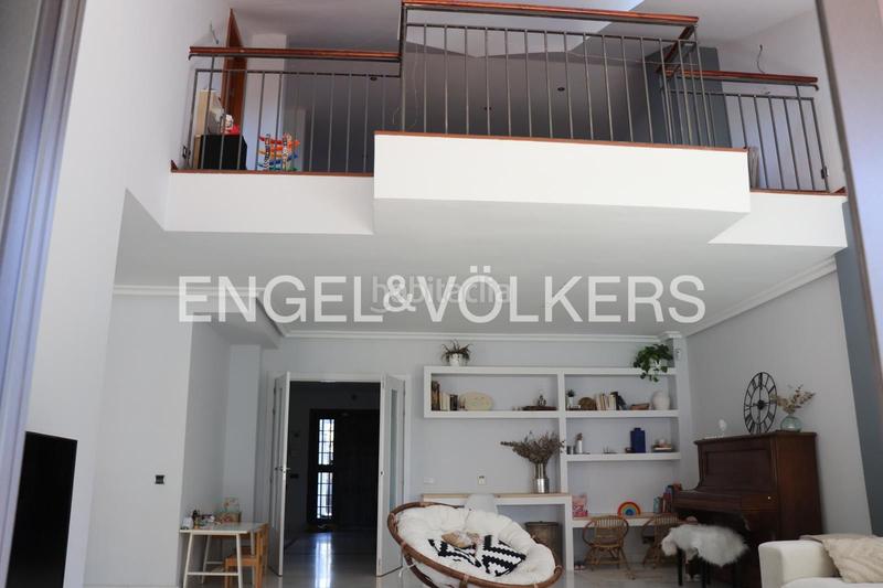 Foto 8aace445-0612-452d-97b0-ffd8dbc70692. Rent house with heating parking pool in Colonia Torrelodones