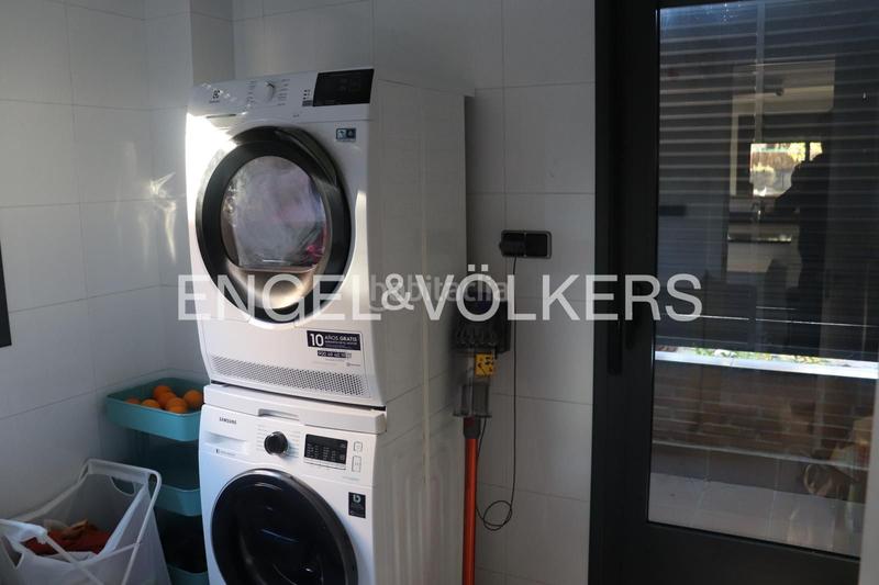 Foto bb450c5d-cba7-4773-bd61-9f2f3c4cfe6a. Rent house with heating parking pool in Colonia Torrelodones