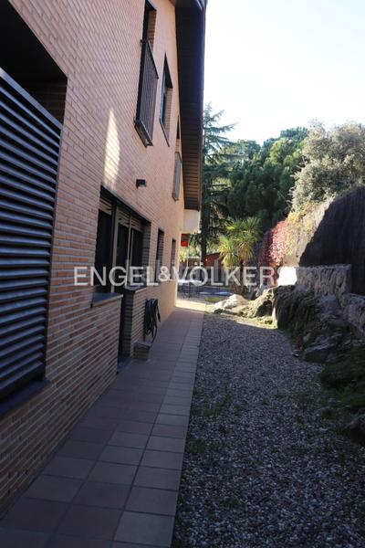 Foto e29ffd4c-5209-4fbf-919a-dbbba1bdfc98. Rent house with heating parking pool in Colonia Torrelodones