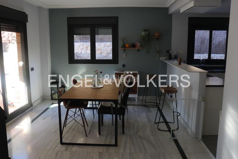 Foto f2da60c1-fd1c-4ac5-afc0-b494823d4523. Rent house with heating parking pool in Colonia Torrelodones