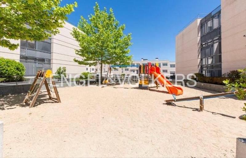 Foto 6275dcde-c69e-4e30-b439-6fa0743e69db. Apartament amb calefacció aparcament piscina a Parque Empresarial Rozas de Madrid (Las)