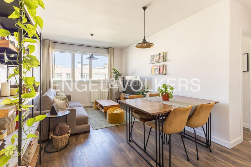 Foto 81ac416f-5e4f-4095-aebc-c4725d2578c5. Apartament amb calefacció aparcament piscina a Parque Empresarial Rozas de Madrid (Las)