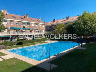 Miete Haus in Ibiza-San Pedro. Chalet adosado en villanueva del pardillo