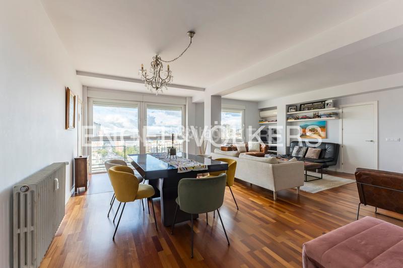 Foto 301947dc-277c-4141-87b4-defd536aec77. Àtic amb calefacció a El Viso Madrid