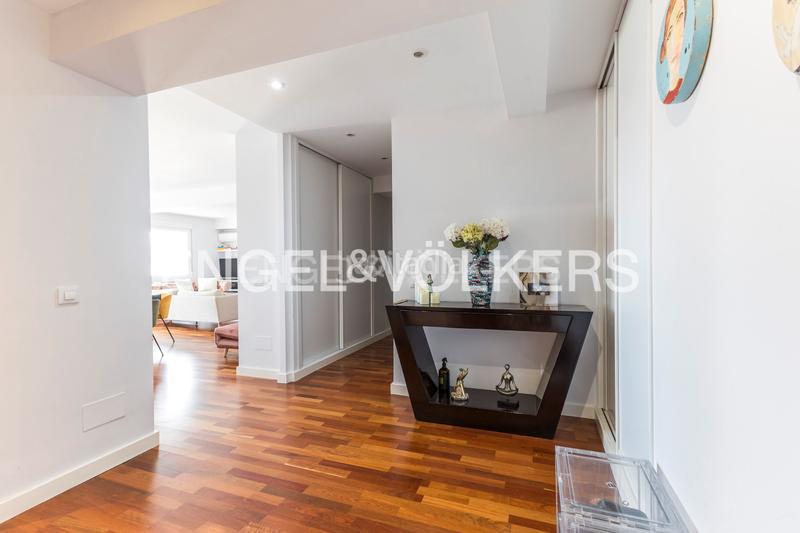 Foto 7dc7ef43-9f2c-4d01-8186-7be12be3565a. Àtic amb calefacció a El Viso Madrid