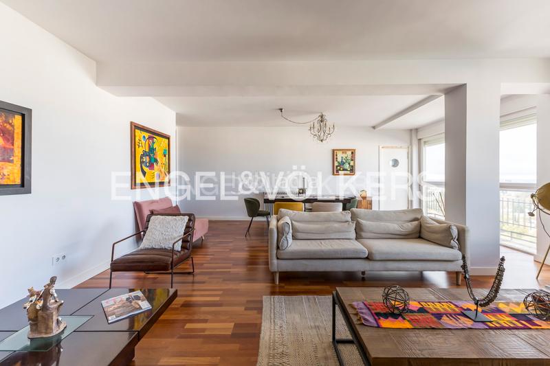 Foto 7e235c7f-ed71-448b-82b9-1a04c00132d1. Àtic amb calefacció a El Viso Madrid