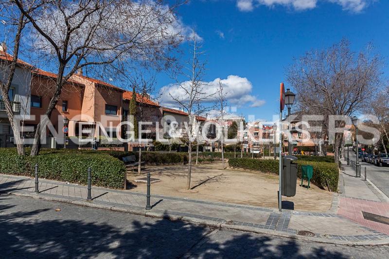 Foto e05a215f-cd83-41d3-bca9-44691dd6979f. Miete appartement mit heizung in Nueva España Madrid